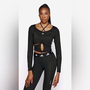 NWT! Adidas Black Women's Long Sleeve Cropped Lace Up Athletic Gym Shirt